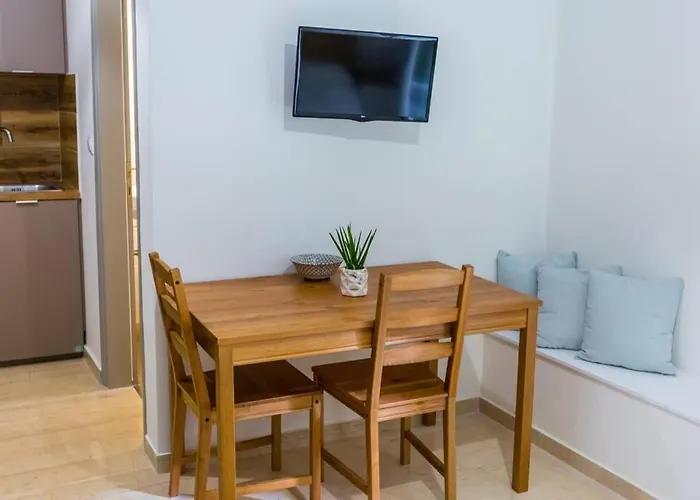 Cloud 5 Apartamento Calamata