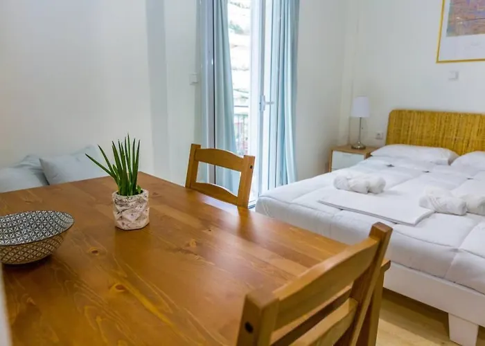 Cloud 5 Apartamento Calamata